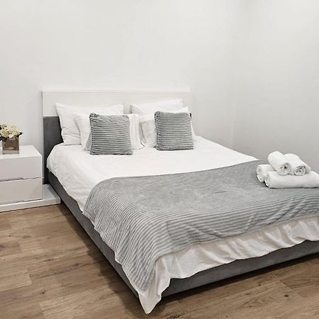Apartamento T3 Em Lisboa/ Келуш Екстериор снимка