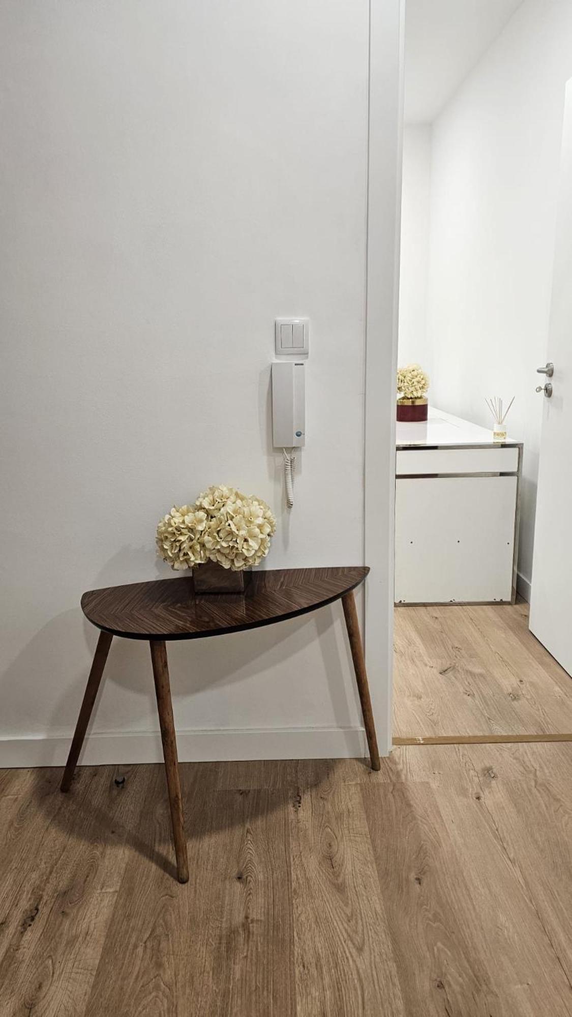 Apartamento T3 Em Lisboa/ Келуш Екстериор снимка